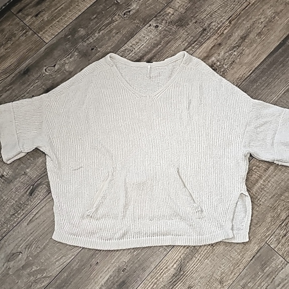 Free People Ivory Casual Short Sleeve Sweater